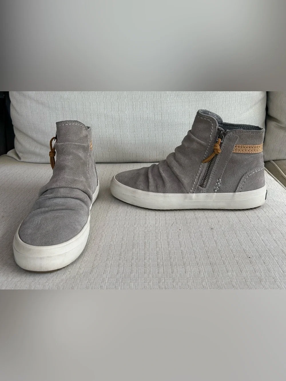 Sperry Crest Gray Suede High-Top Sneakers with Brown Leather Accents